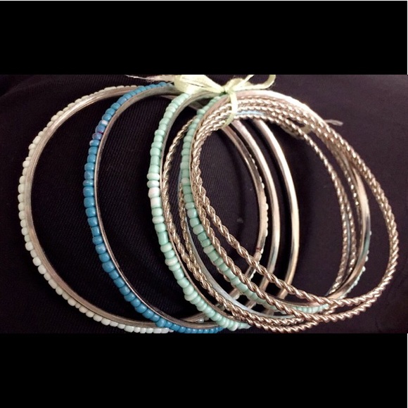 🔥⚡️Set Of Ten Bracelets ✨💥 - Picture 2 of 2